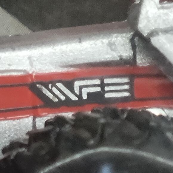 Vtg Scale Models WFE white farm equipment 1/64 diecast 4-270 8 wheel articulates - Picture 5 of 9